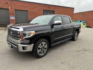 2021 Toyota Tundra  Platinum CrewMax 4x4  5.7l Tout compris hors homologation 4500e