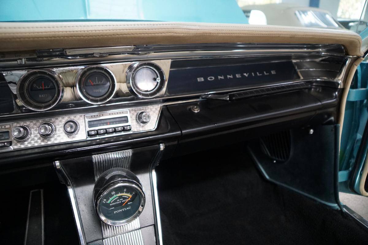 Pontiac Bonneville V8 400 q code dossier dispo prix tout compris