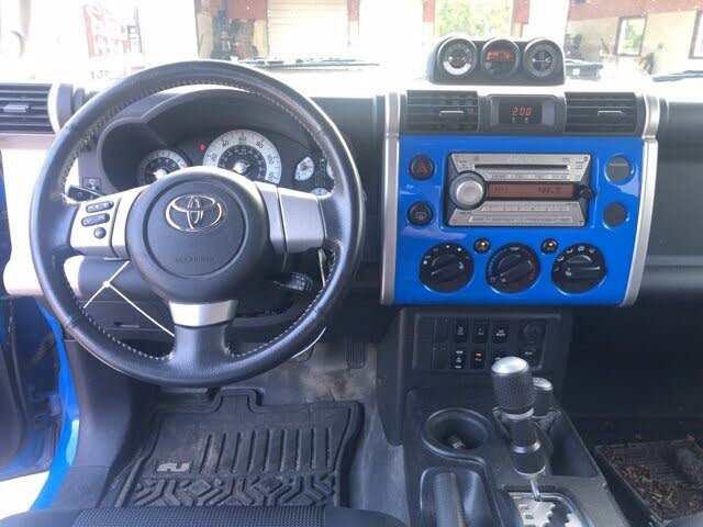 toyota fj cruiser 1ere main 2007 prix tout compris hors homolog 4500€