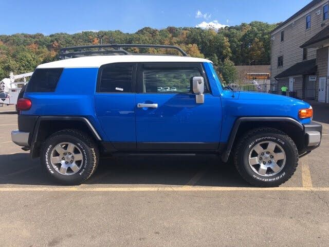 toyota fj cruiser 1ere main 2007 prix tout compris hors homolog 4500€