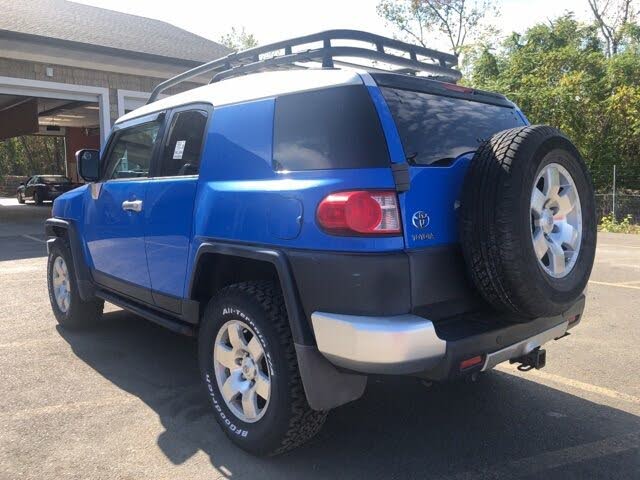 toyota fj cruiser 1ere main 2007 prix tout compris hors homolog 4500€