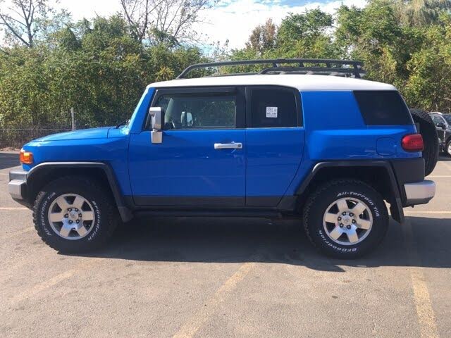 toyota fj cruiser 1ere main 2007 prix tout compris hors homolog 4500€